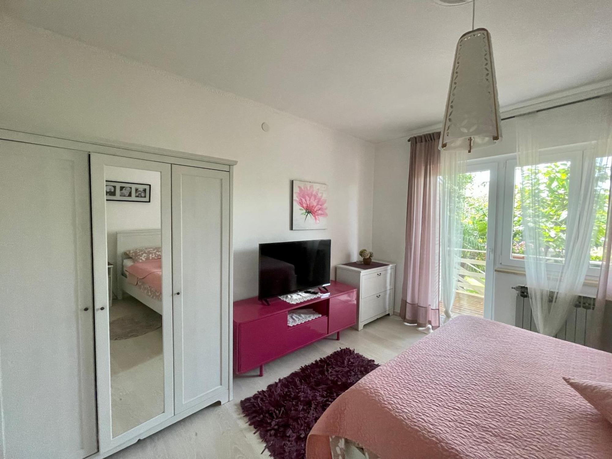 אומאג Apartments Maria מראה חיצוני תמונה