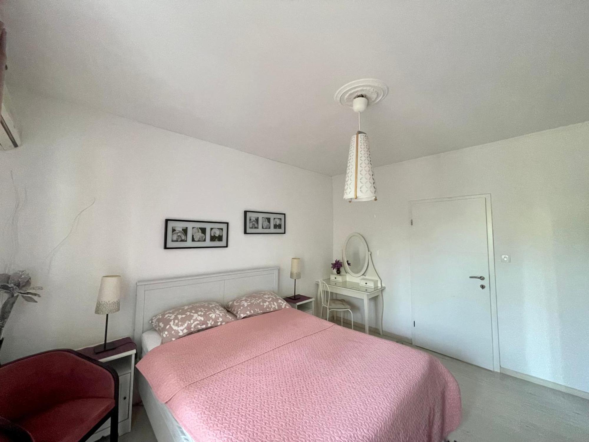 אומאג Apartments Maria מראה חיצוני תמונה