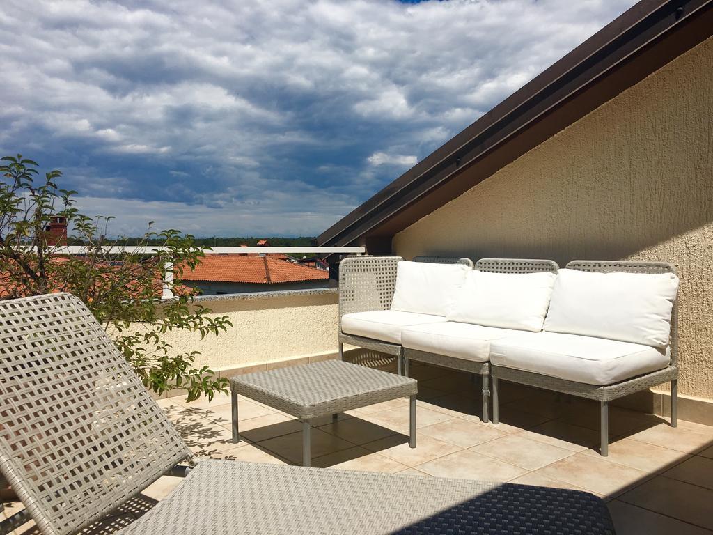 אומאג Apartments Maria מראה חיצוני תמונה